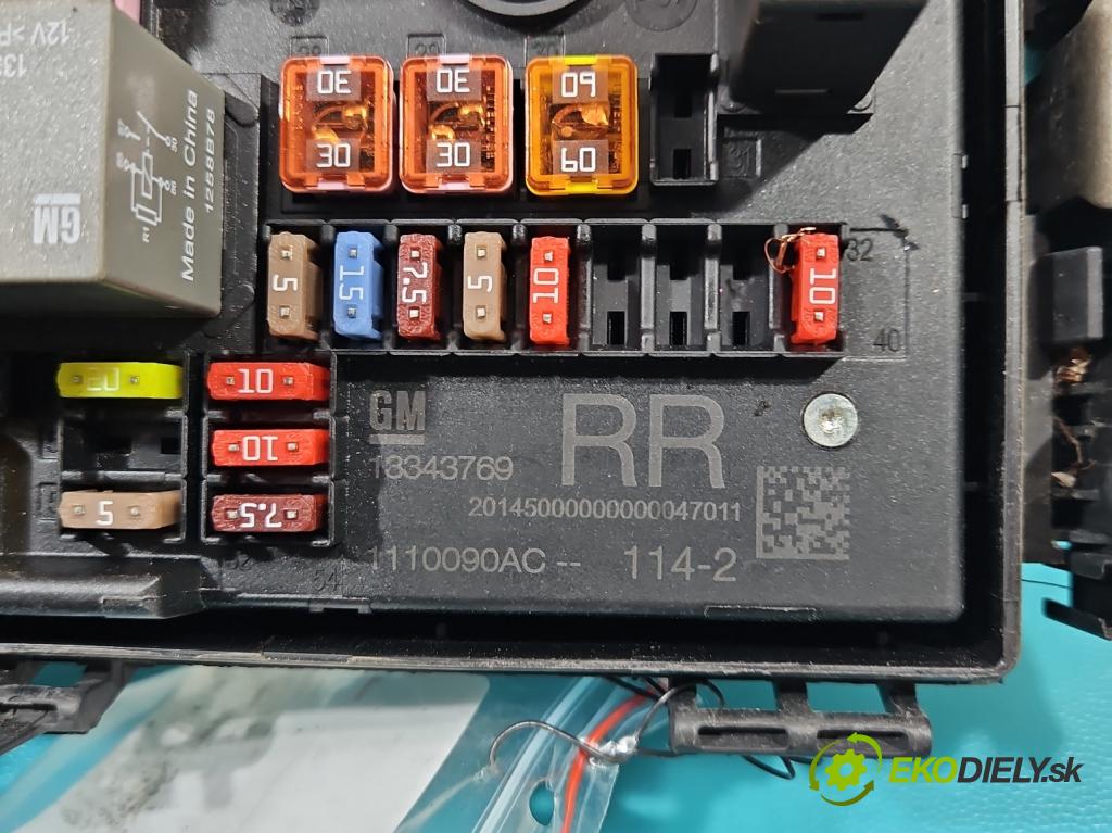 Opel Zafira C 2012-2019 Tourer 2.0 CDTI 165 hp manual 121 kW 1956 cm3 5- skříňka pojistková 13343769 (Pojistkové skříňky)