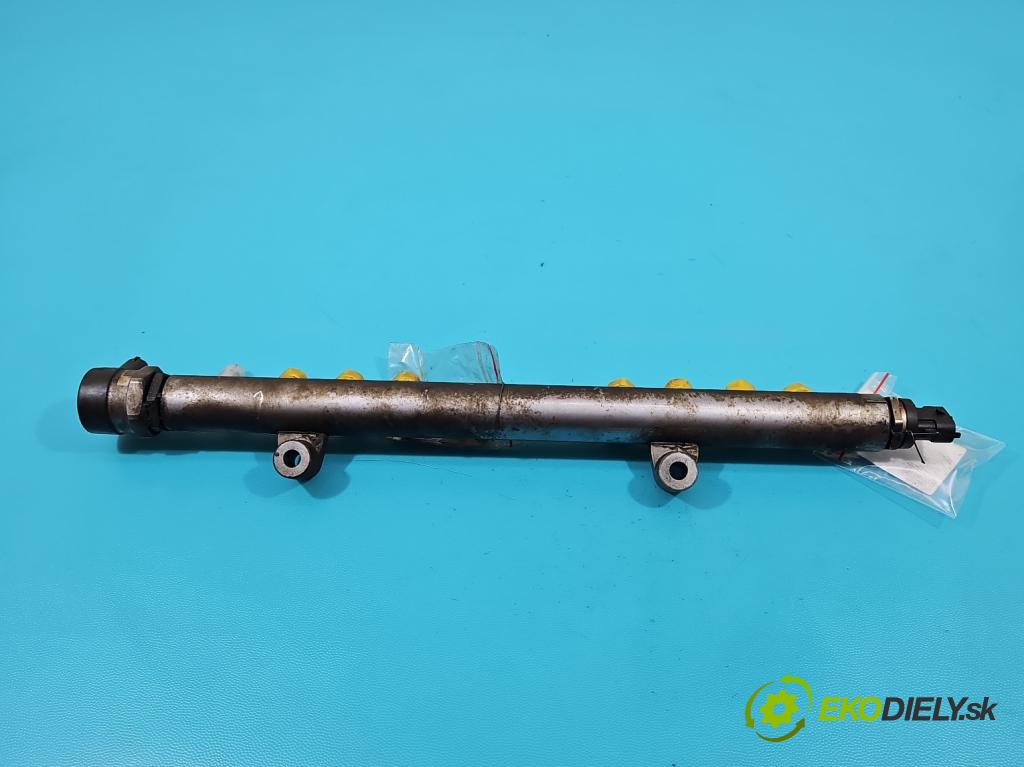 Volvo XC60 I 2008-2017 2.4 D5 175 HP manual 129 kW 2400 cm3 5- lišta vstrekovacia 0 445215025 (Vstrekovacie lišty)