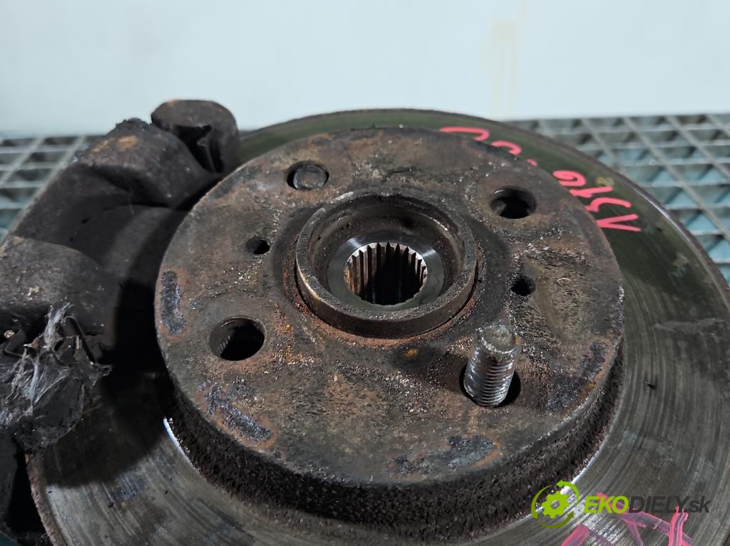 Toyota Yaris I 1999-2005 1.4 D4D 75 HP manual 55 kW 1364 cm3 5- náboj ľavé (Náboje)