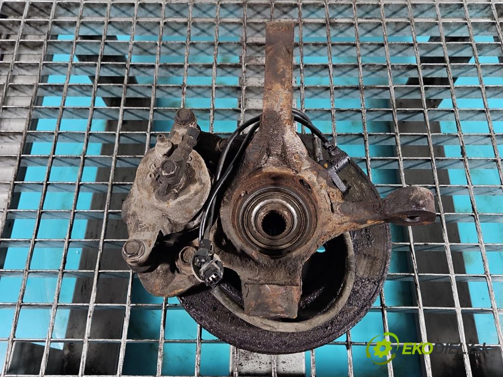 Toyota Yaris I 1999-2005 1.4 D4D 75 HP manual 55 kW 1364 cm3 5- náboj pravé  (Náboje)