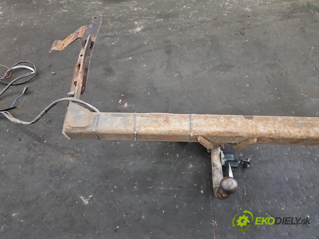 Toyota Avensis II T25 2003-2008 2.0 D4D 126 hp manual 93 kW 1998 cm3 5- oko tažné  (Tažná zařízení)