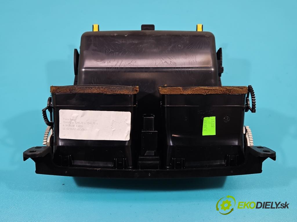 Toyota Avensis II T25 2003-2008 2.0 D4D 126 HP manual 93 kW 1998 cm3 5- Mřížka: kúrenia stredová  (Mriežky kúrenia (fukáre))