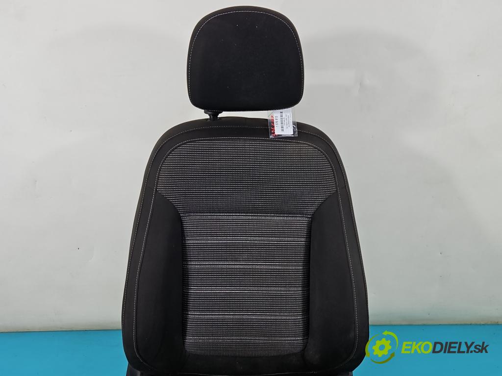 Opel Insignia A 2008-2017 2.0 T 220KM manual 162 kW 1998 cm3 5- Sedačka pravý  (Sedačky, sedadlá)