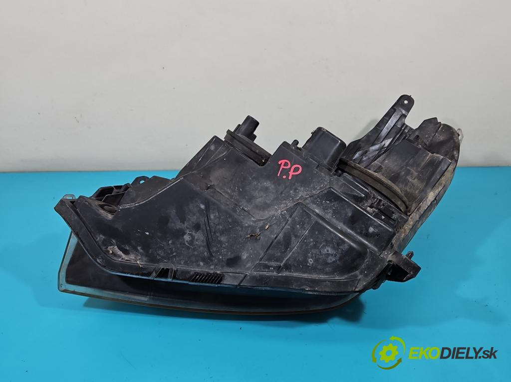 Opel Astra III 2004-2014 1.7 CDTI 80 HP manual 59 kW 1686 cm3 5- Reflektor: pravý  (Pravé)