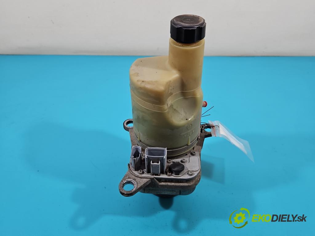 Volvo V50 2.0d 136 HP manual 100 kW 1997 cm3 5- čerpadlo posilovač 31200780 (Servočerpadlá, pumpy riadenia)