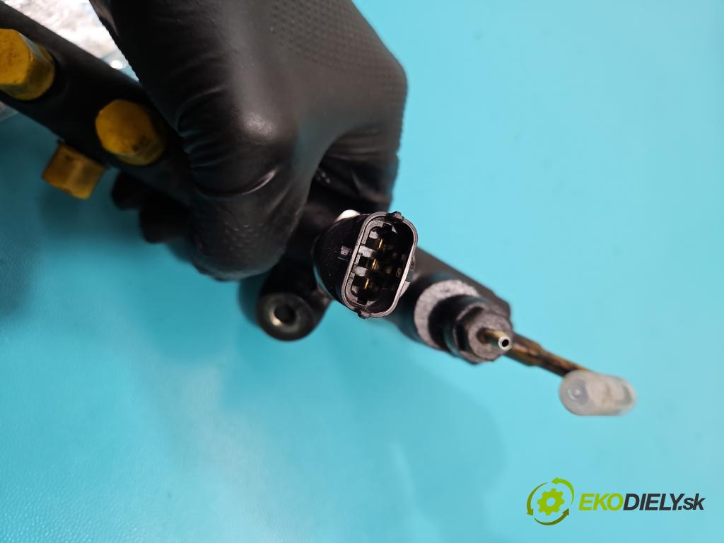 Opel Astra III 2004-2014 1.7 CDTI 80 HP manual 59 kW 1686 cm3 5- lišta vstrekovacia 0281002398 (Vstrekovacie lišty)