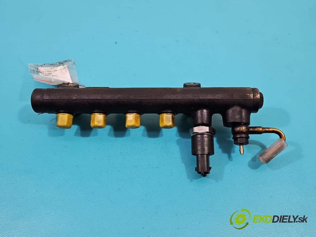 Opel Astra III 2004-2014 1.7 CDTI 80 HP manual 59 kW 1686 cm3 5- lišta vstrekovacia 0281002398 (Vstrekovacie lišty)