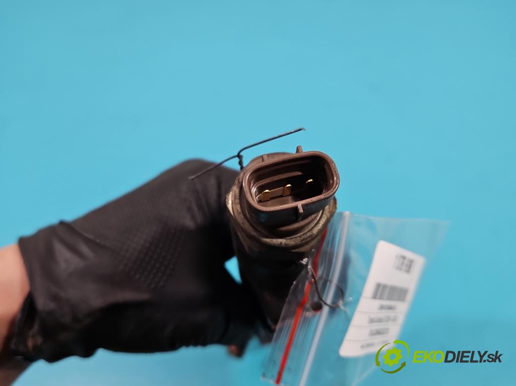 Toyota Corolla E12 2001-2009 2.0 D4D 90 HP manual 66 kW 1995 cm3 3- lišta vstrekovacia 89458-12020 (Vstrekovacie lišty)