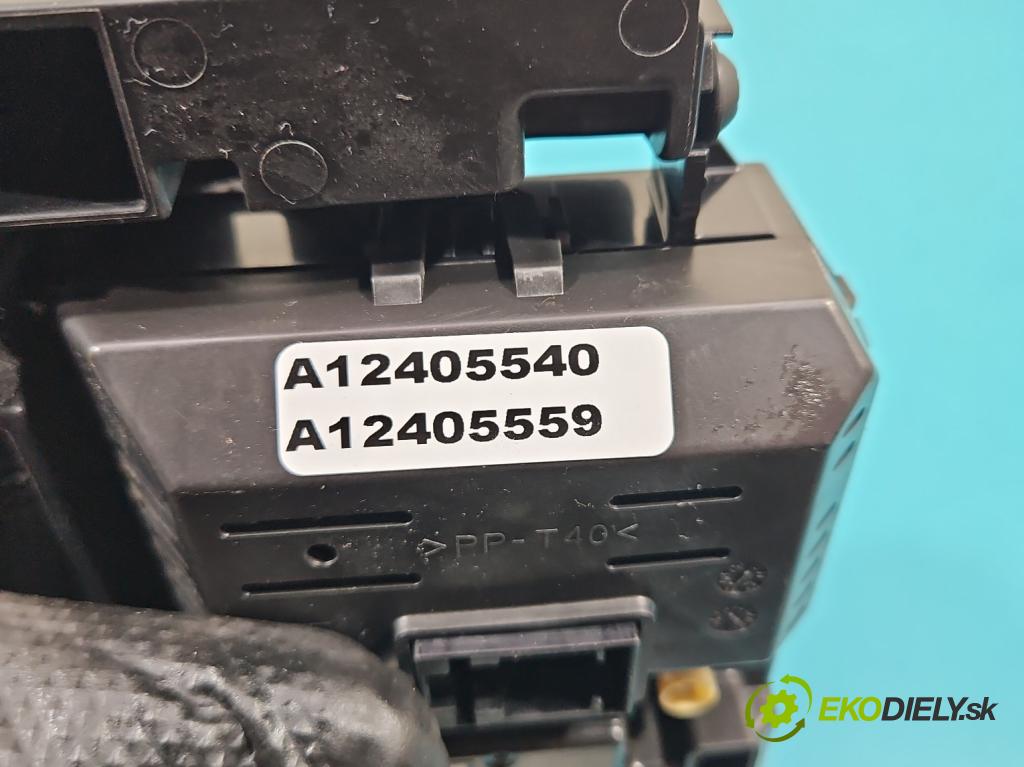 Ford Focus Mk3 2010-2018 1.6 16V 125 HP manual 92 kW 1596 cm3 5- Zobrazit: A12405540 (Prístrojové dosky, displeje)
