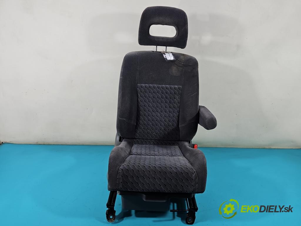 Honda CR-V I 1995-2001 2.0 16V 147 HP manual 108 kW 1973 cm3 5- Sedačka pravý  (Sedačky, sedadlá)