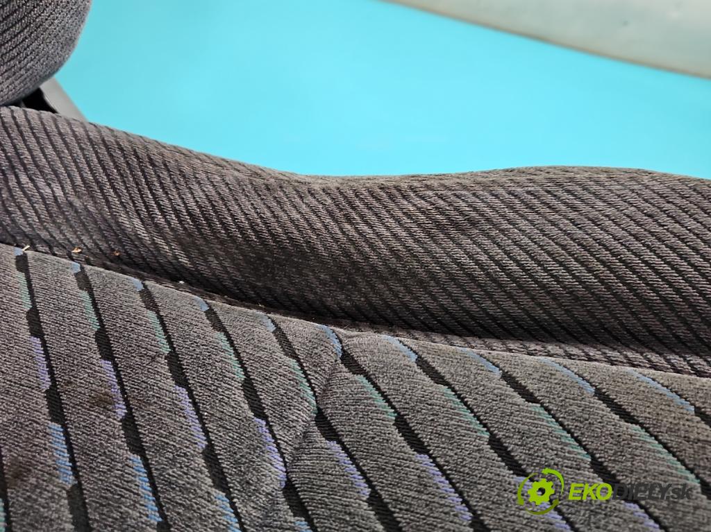 Honda CR-V I 1995-2001 2.0 16V 147 HP manual 108 kW 1973 cm3 5- Sedačka ľavý  (Sedačky, sedadlá)