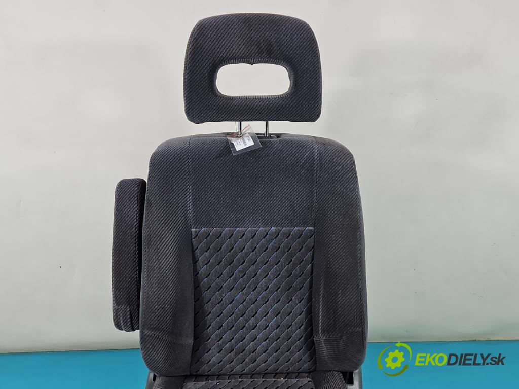 Honda CR-V I 1995-2001 2.0 16V 147 HP manual 108 kW 1973 cm3 5- Sedačka ľavý  (Sedačky, sedadlá)