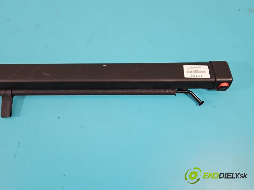 Toyota Avensis III T27 2009-2018 2.0 d4d 126 HP manual 93 kW 1998 cm3 5- roleta  (Rolety kufra)