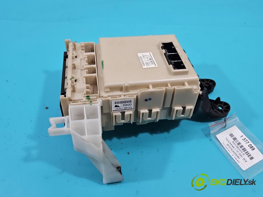 Toyota Avensis III T27 2009-2018 2.0 d4d 126 hp manual 93 kW 1998 cm3 5- skříňka pojistková 82730-05140-C (Pojistkové skříňky)