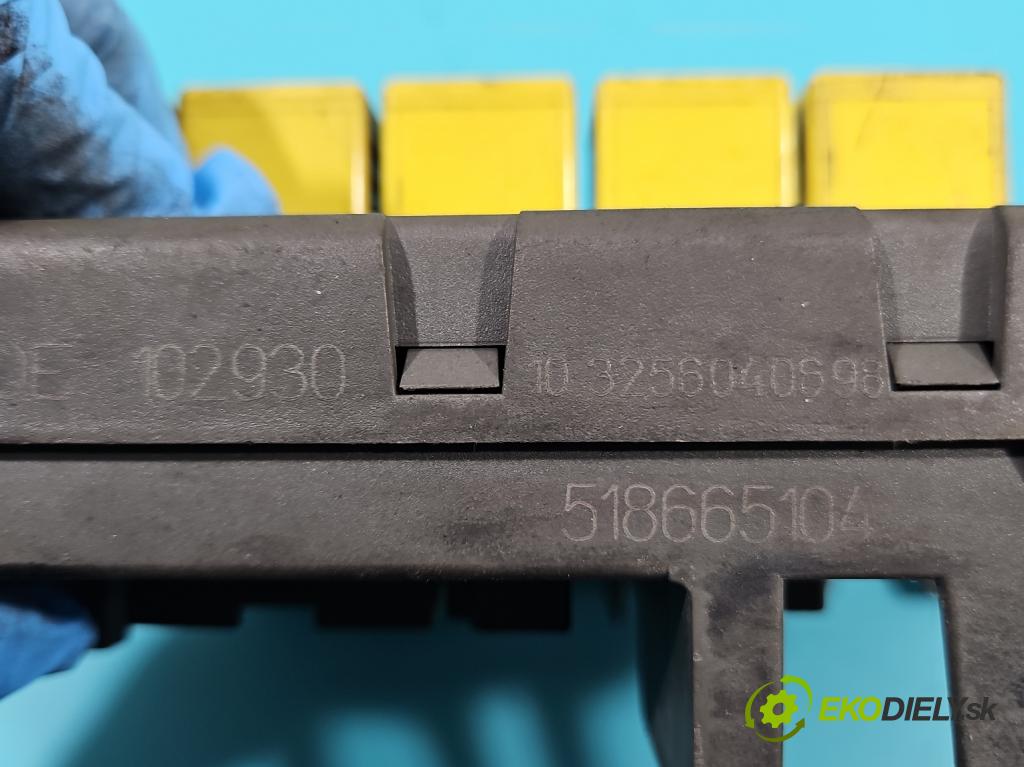 Land rover Freelander I 1998-2006 2.0 TD 98 hp manual 72 kW 1997 cm3 5- skříňka pojistková 518665104 (Pojistkové skříňky)