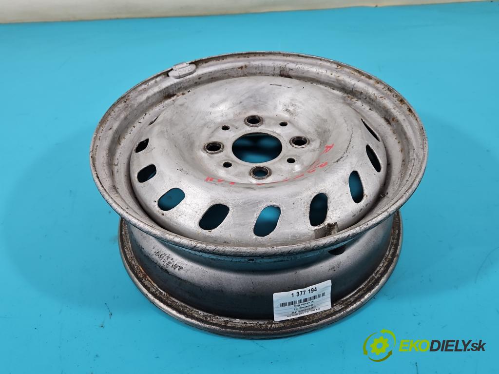 Fiat Cinquecento 0.9 41 HP manual 30 kW 899 cm3 3- Felga oceľový