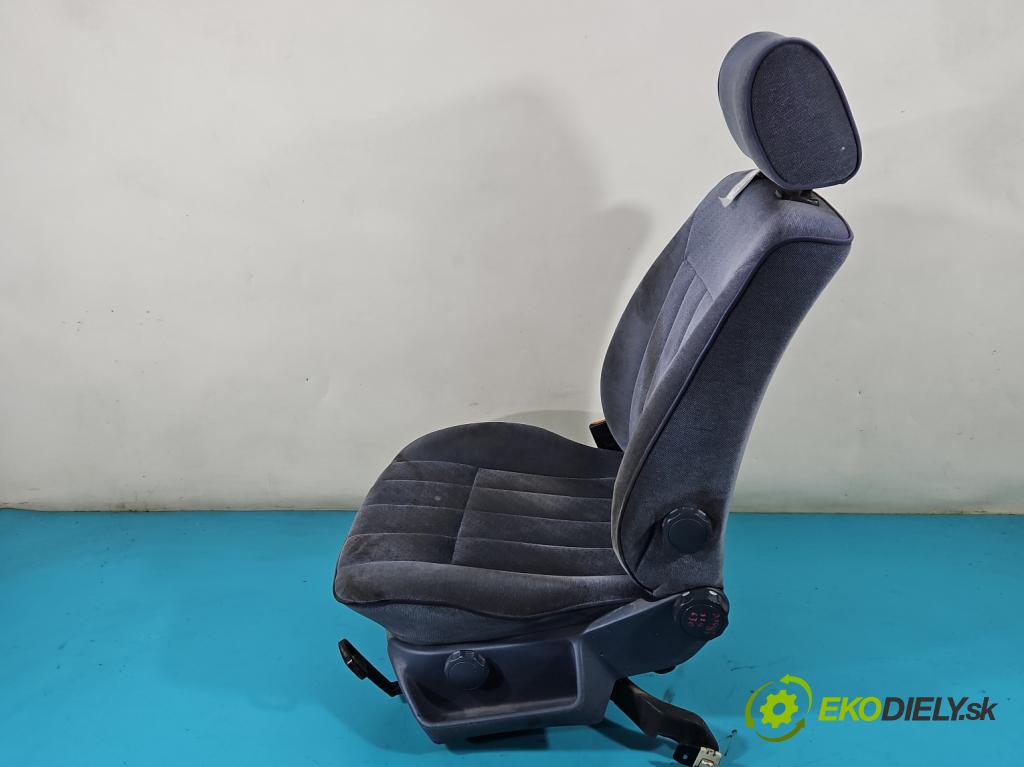 Vw Passat B3 1988-1993 1.8 90 HP manual 66 kW 1781 cm3 5- Sedačka ľavý  (Sedačky, sedadlá)