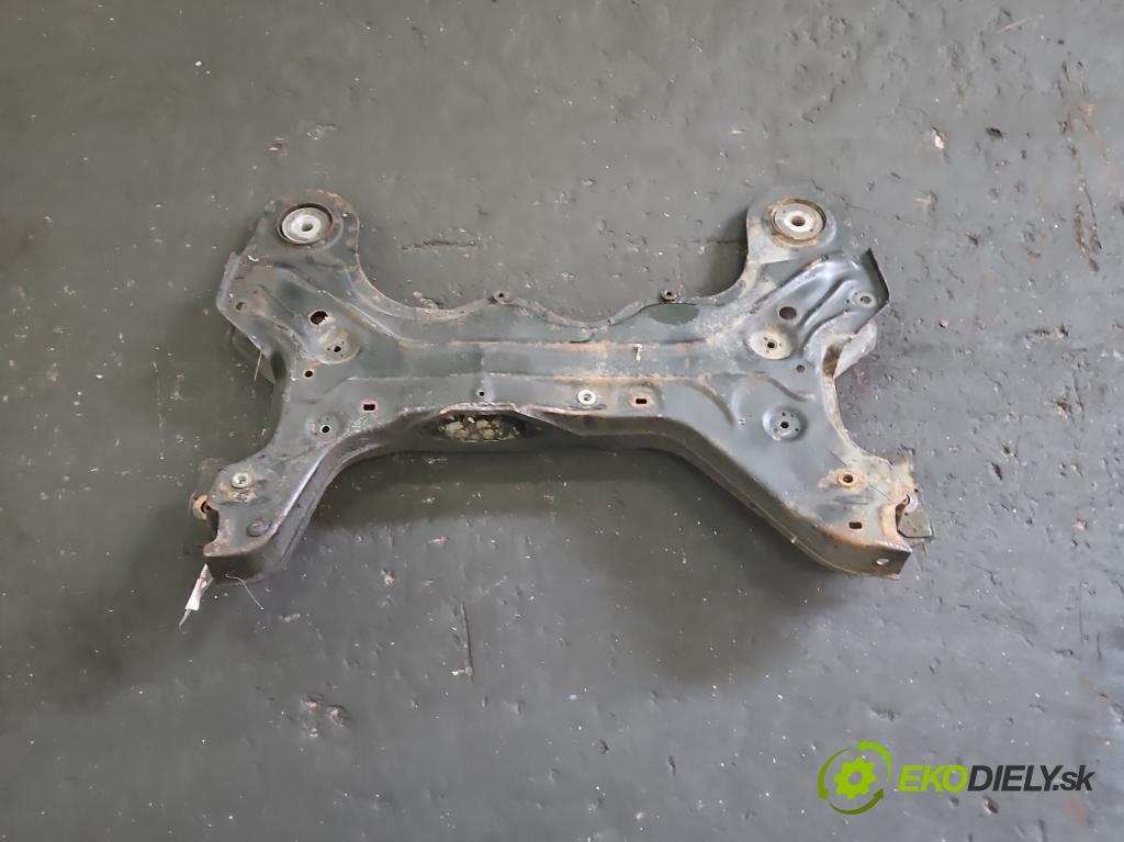 Vw Golf IV 1997-2003 1.9 TDI 116 HP manual 85 kW 1900 cm3 5- výstuha motora