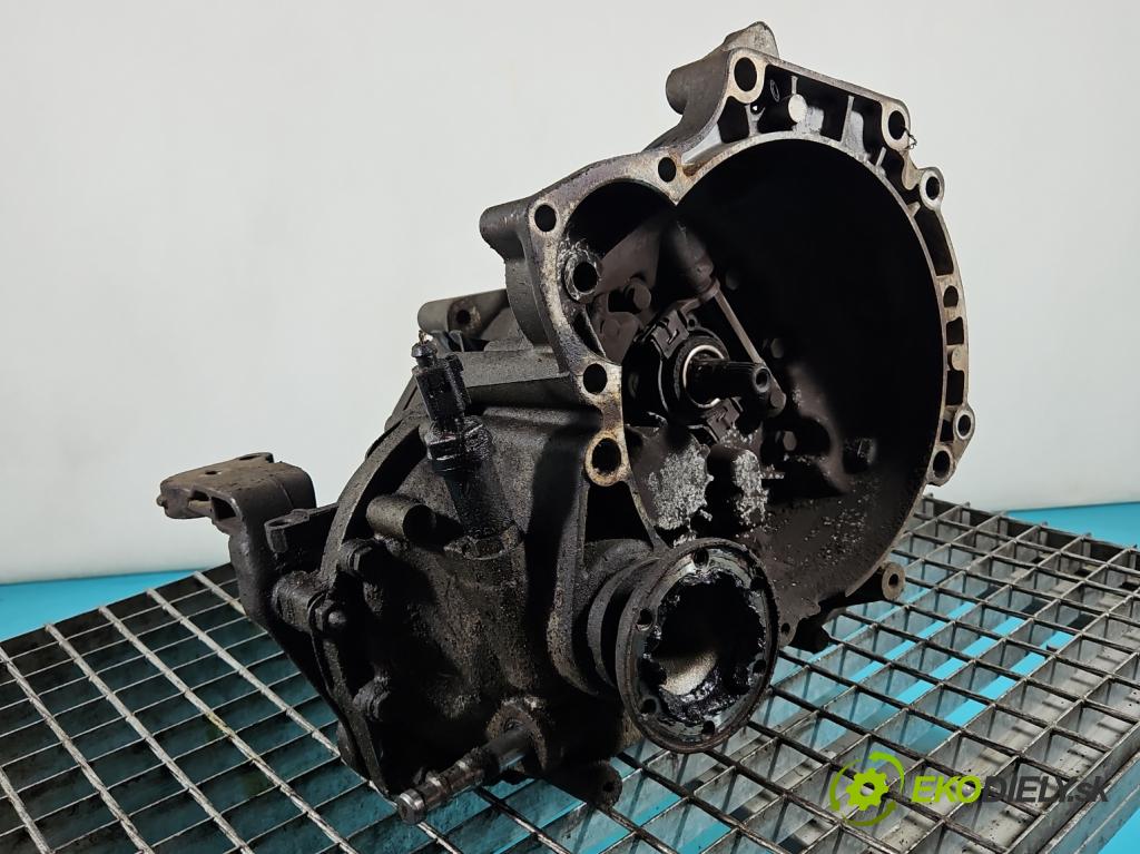 Seat Cordoba I 1993-2002 1.4 mpi 60 hp manual 44 kW 1390 cm3 4- převodovka stupňová manual DXK