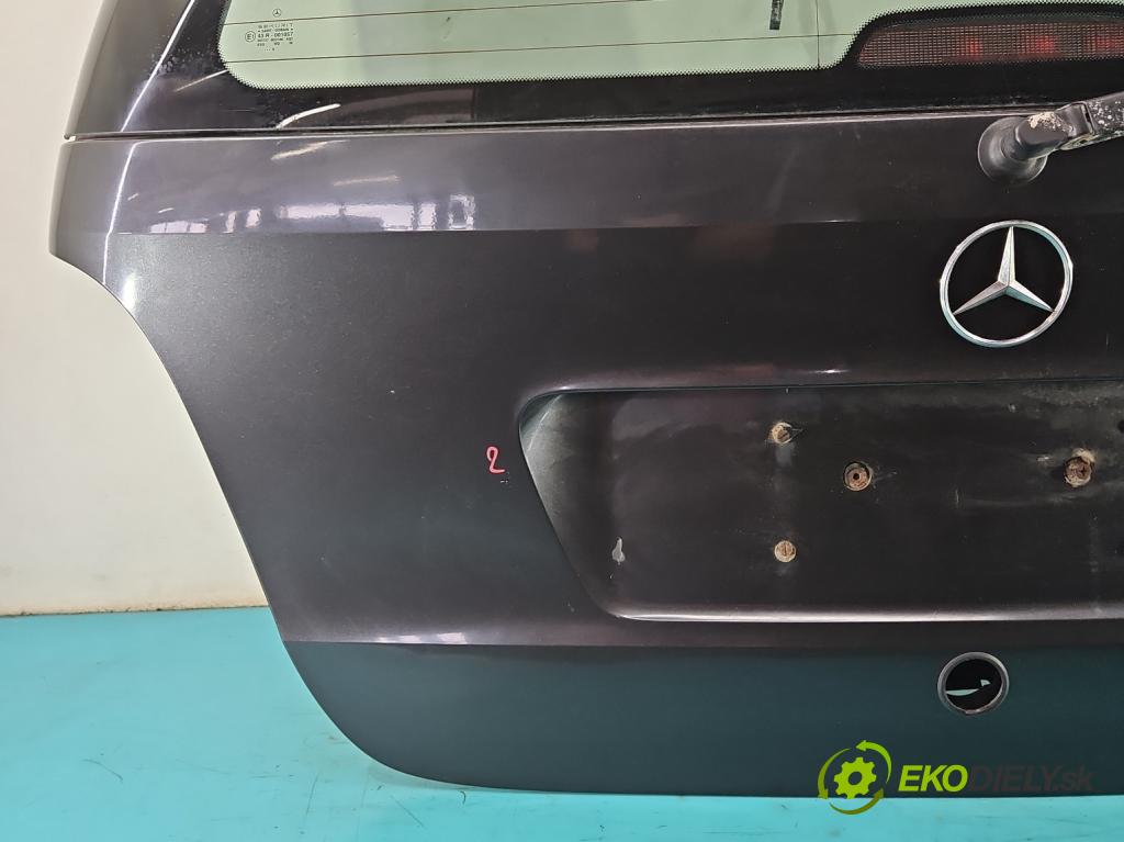 Mercedes A W168 1997-2004 1.7 CDI 90 hp manual 66 kW 1689 cm3 5- zadní kufrové dveře  (Zadní kapoty)