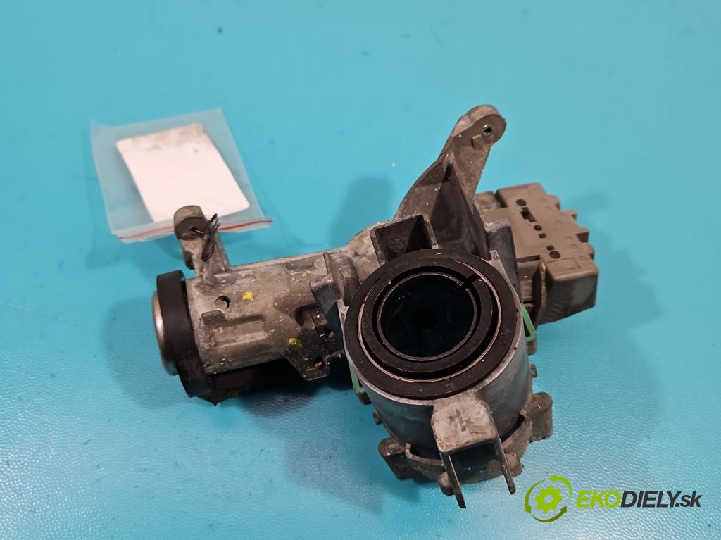 Ford Focus Mk1 1998-2004 1.8 16V 116 HP manual 85 kW 1796 cm3 5- Spínačka  (Spínacie skrinky a kľúče)