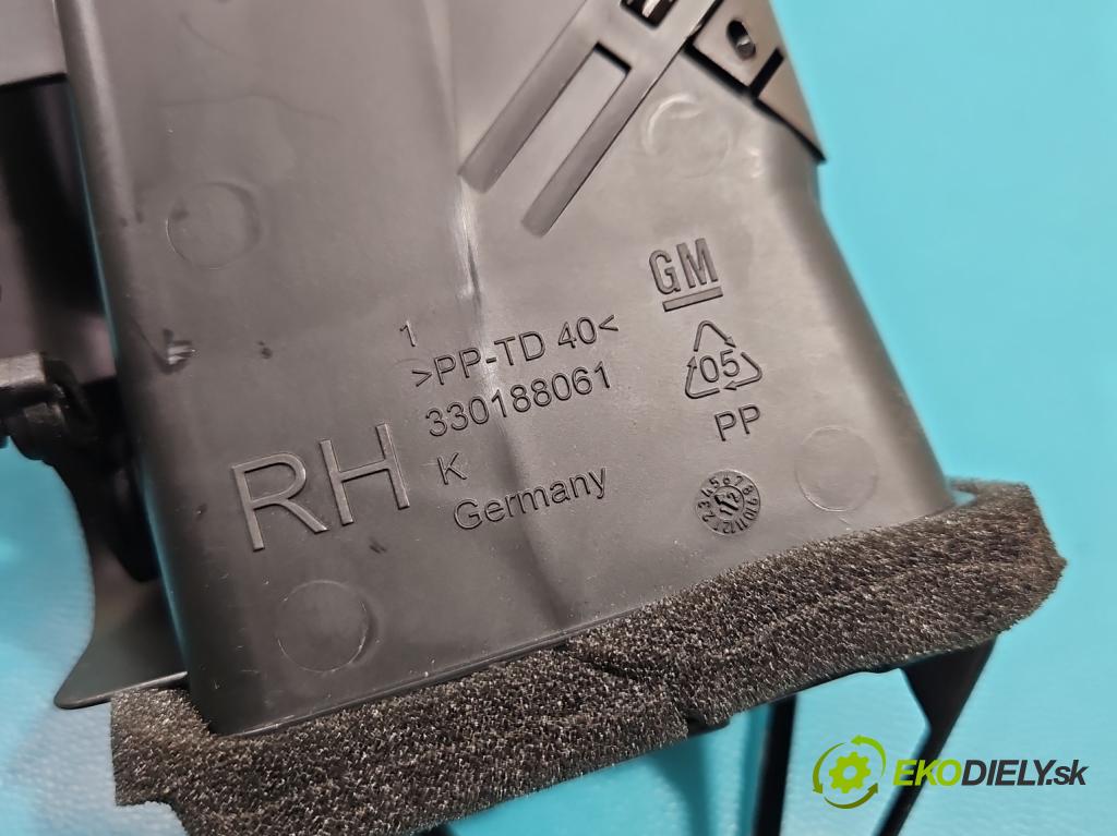 Opel Zafira C 2012-2019 Tourer 2.0 CDTI 165 HP manual 121 kW 1956 cm3 5- Mřížka: kúrenia stredová 330188061 (Mriežky kúrenia (fukáre))