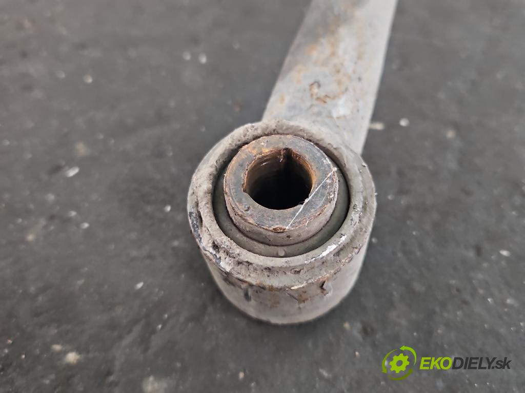 Opel Zafira C 2012-2019 Tourer 2.0 CDTI 165 hp manual 121 kW 1956 cm3 5- zadní výztuha  (Výztuhy zadní)