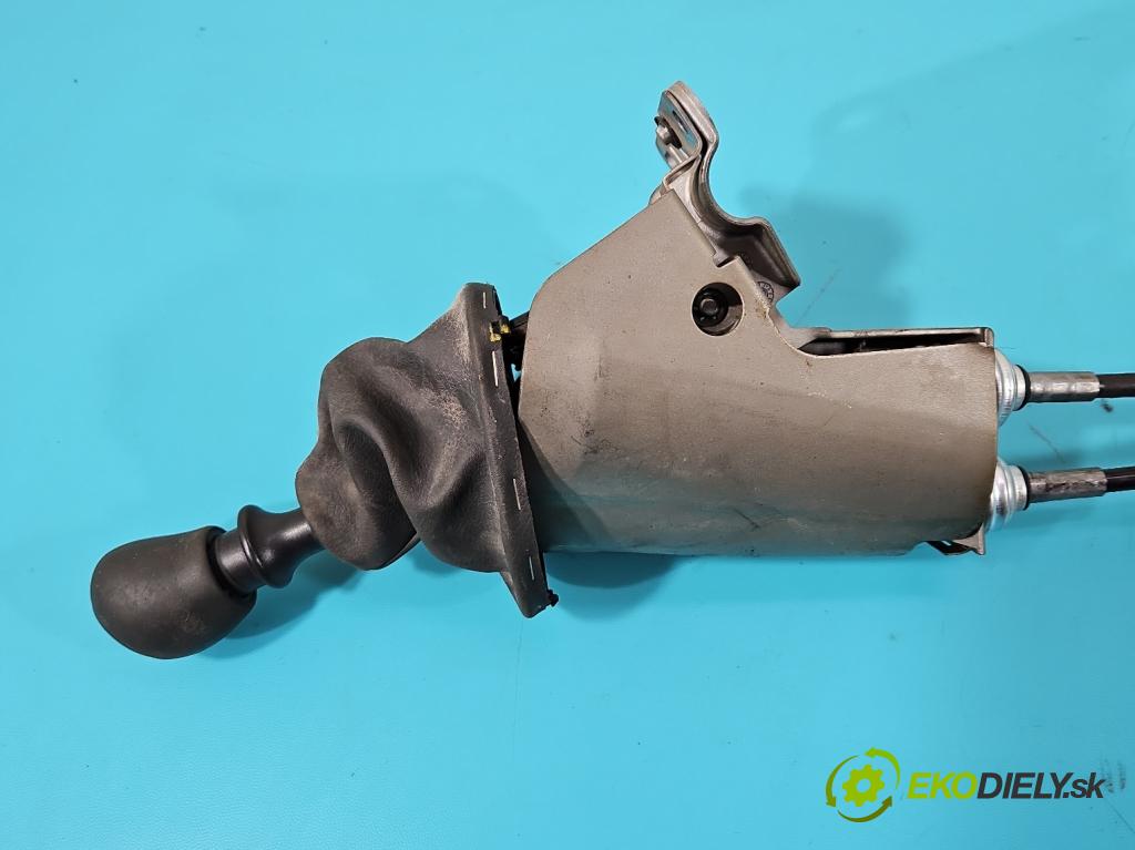 Opel Vivaro 2001-2014 1.9 cdti 101 HP manual 74 kW 1870 cm3 5- Páka: Změny: stupeň,rýchlosť  (Rýchlostné páky / kulisy)