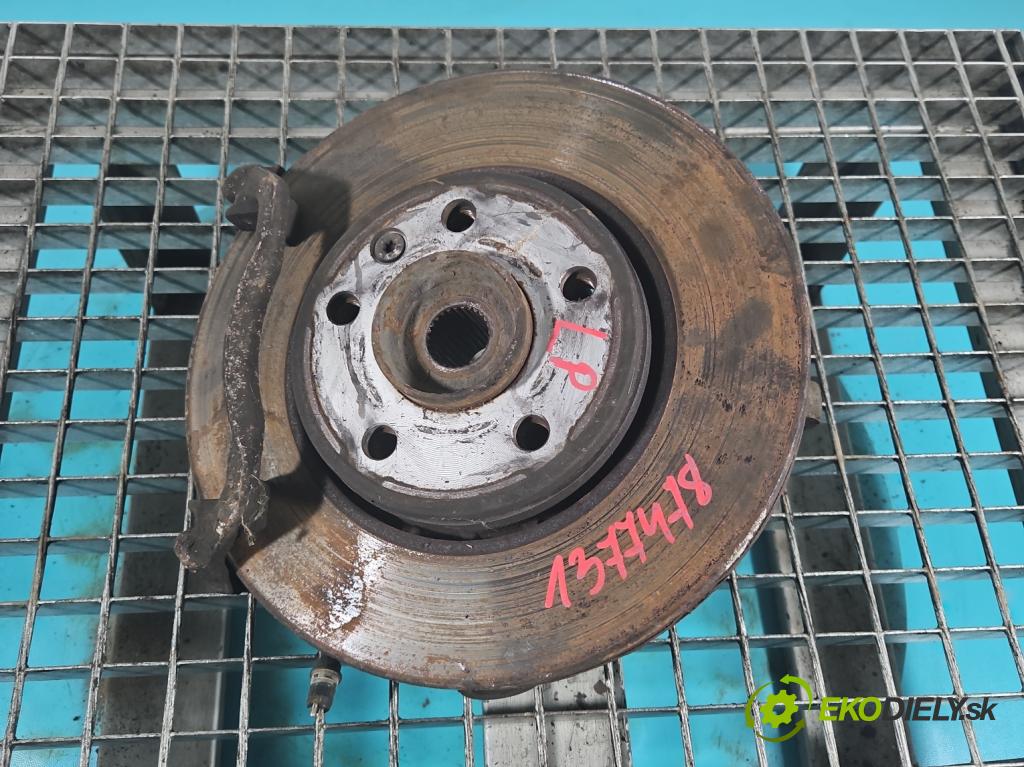 Opel Vivaro 2001-2014 1.9 cdti 101 HP manual 74 kW 1870 cm3 5- náboj ľavé  (Náboje)