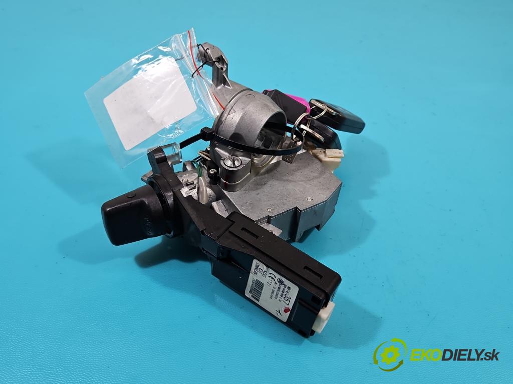 Mitsubishi Outlander II 2006-2013 2.0 DI-D 140 HP manual 103 kW 1968 cm3 5- Spínačka  (Spínacie skrinky a kľúče)