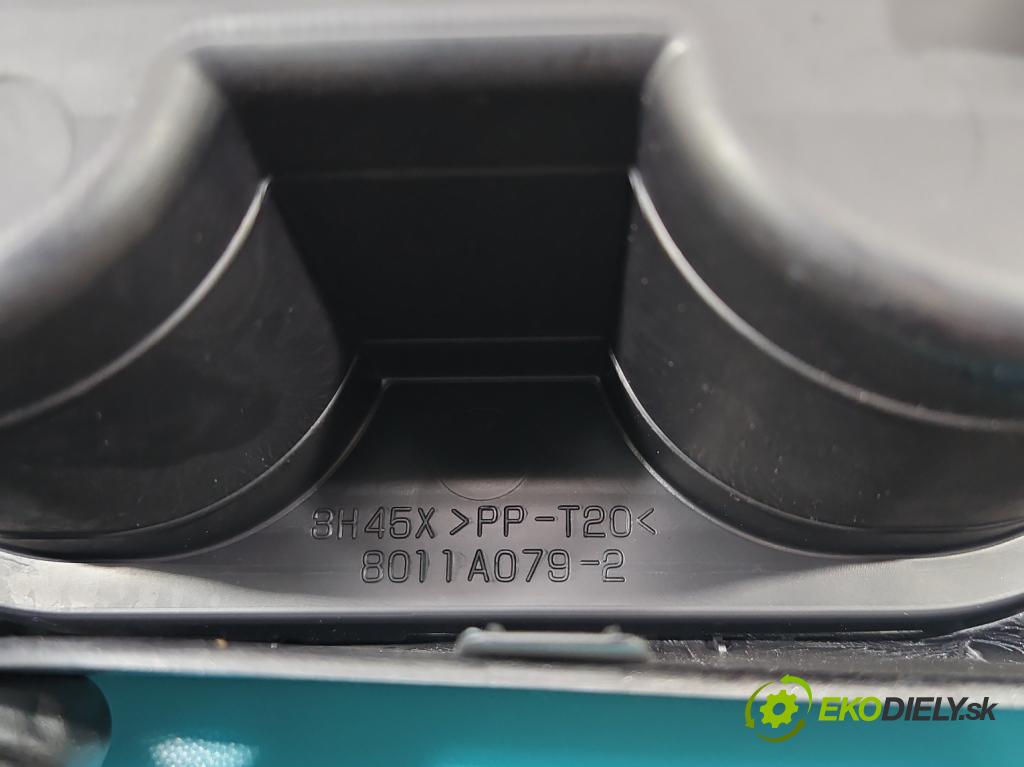 Mitsubishi Outlander II 2006-2013 2.0 DI-D 140 HP manual 103 kW 1968 cm3 5- Rukojeť: na nápoje: 8011A079 (Úchyty, držiaky na nápoje)