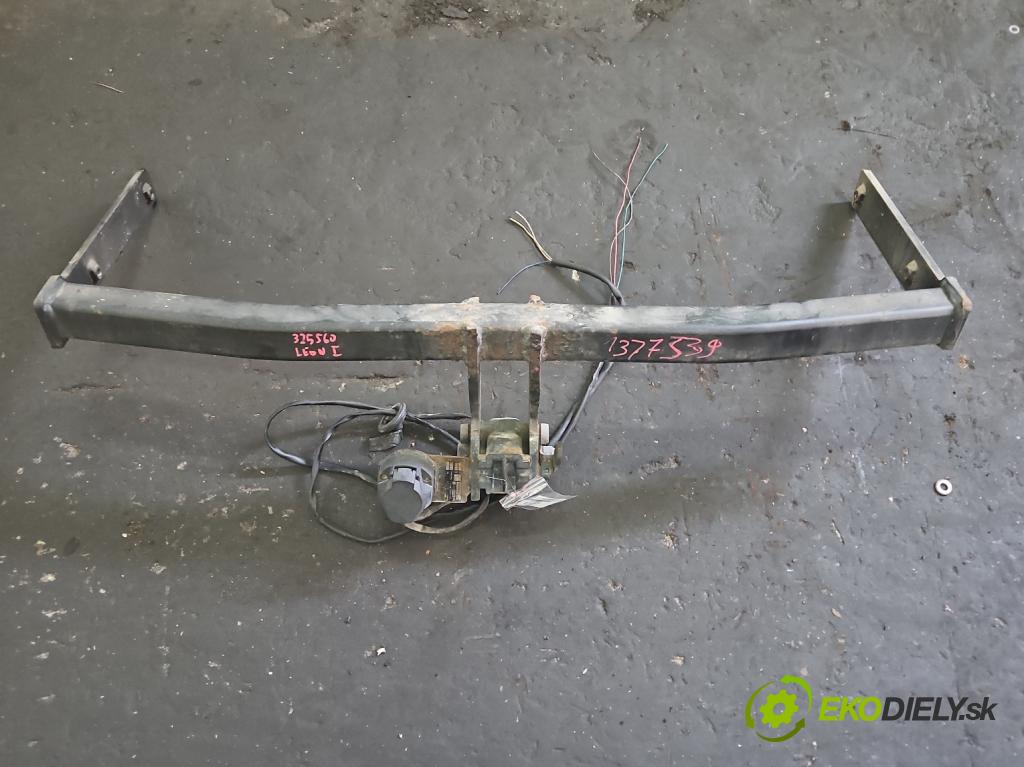 Seat Leon I 1999-2005 1.9 tdi 150 hp manual 110 kW 1896 cm3 5- oko tažné  (Tažná zařízení)