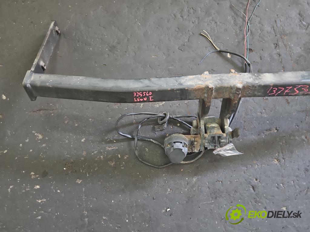 Seat Leon I 1999-2005 1.9 tdi 150 hp manual 110 kW 1896 cm3 5- oko tažné  (Tažná zařízení)