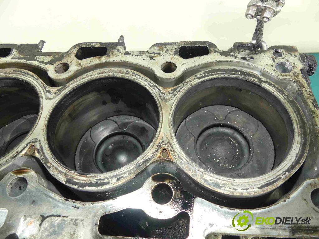 Toyota Corolla Verso II 2004-2009 2.0 D4D 116 HP manual 85 kW 1995 cm3 5- Blok motora 1AD (Blok motora)