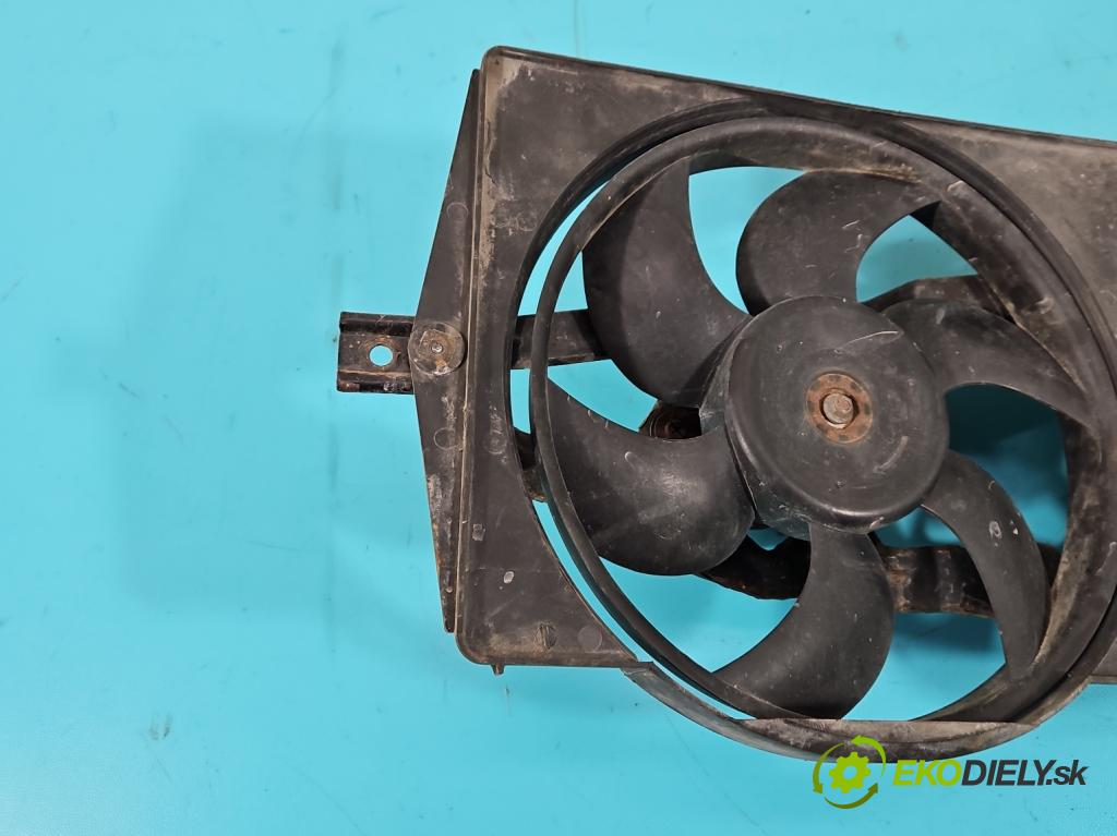 Fiat Seicento 0.9 39 HP manual 29 kW 899 cm3 3- Ventilátor chladiča