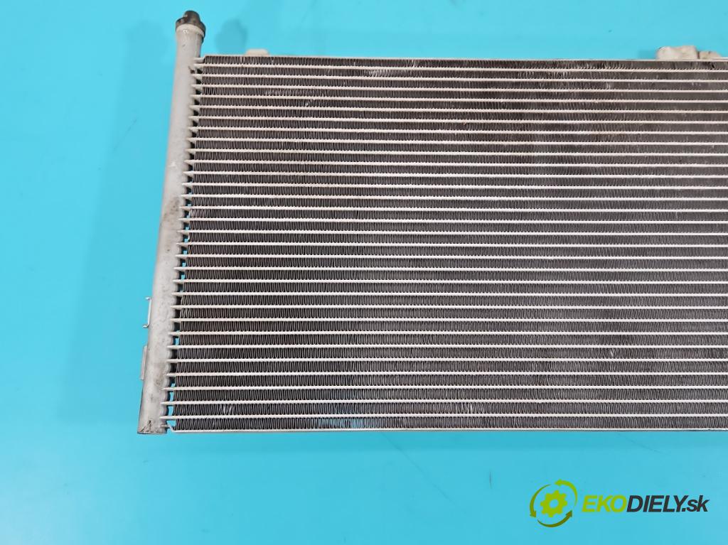 Mazda 323f 1.5 16v 88 HP manual 65 kW 1489 cm3 5- chladič klimatizácie (Chladiče klimatizácie)