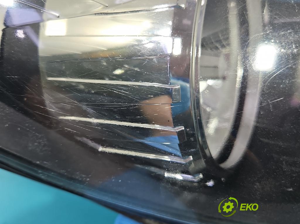 Opel Astra III 2004-2014 1.6 16V 105 HP manual 77 kW 1599 cm3 5- Reflektor: pravý  (Pravé)