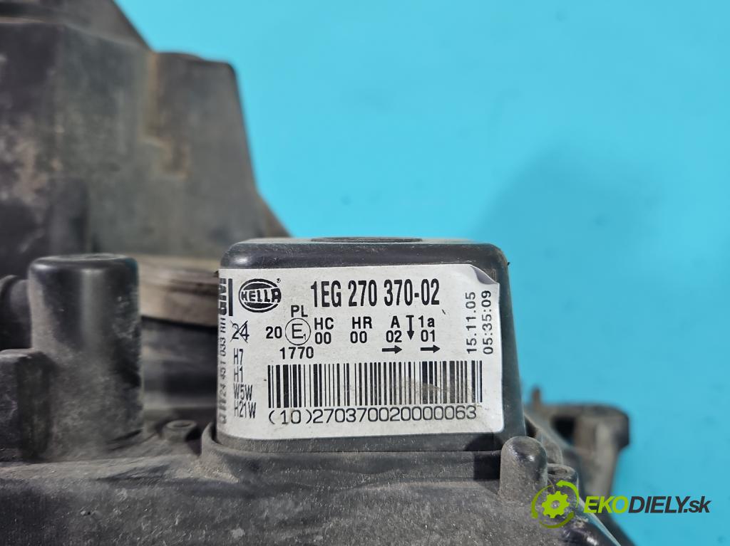 Opel Astra III 2004-2014 1.6 16V 105 HP manual 77 kW 1599 cm3 5- Reflektor: pravý  (Pravé)