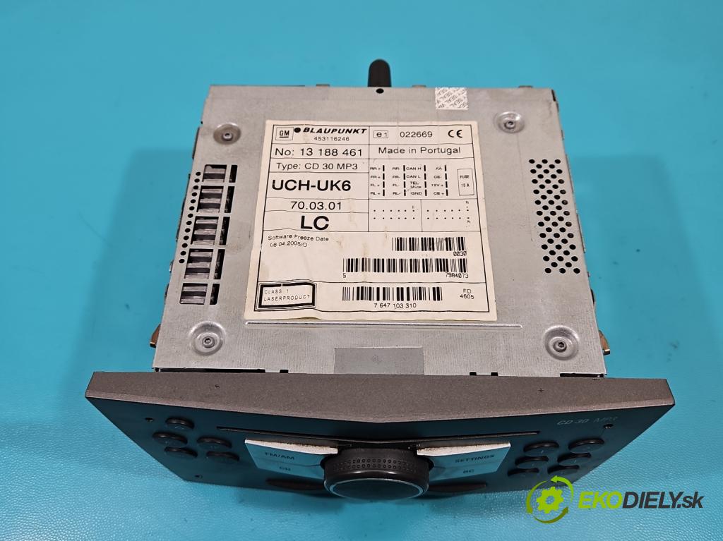Opel Astra III 2004-2014 1.6 16V 105 HP manual 77 kW 1599 cm3 5- Radio originál 13188461
