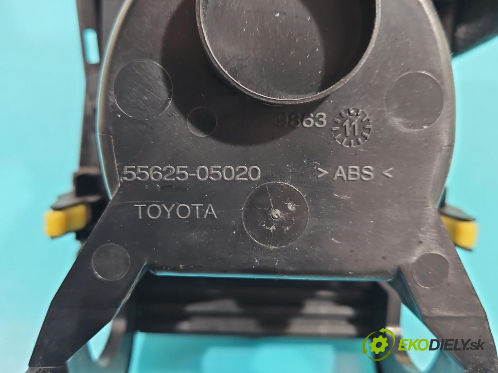 Toyota Avensis III T27 2009-2018 2.0 d4d 126 HP manual 93 kW 1998 cm3 5- Rukojeť: na nápoje: 55625-05020 (Úchyty, držiaky na nápoje)