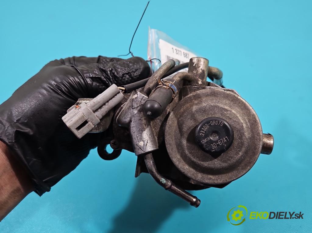 Toyota Avensis III T27 2009-2018 2.0 d4d 126 HP manual 93 kW 1998 cm3 5- obal filtra palivo 587710