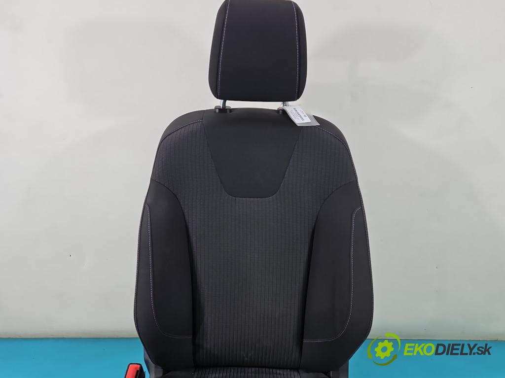 Ford Focus Mk3 2010-2018 1.6 16V 125 HP manual 92 kW 1596 cm3 5- Sedačka ľavý  (Sedačky, sedadlá)