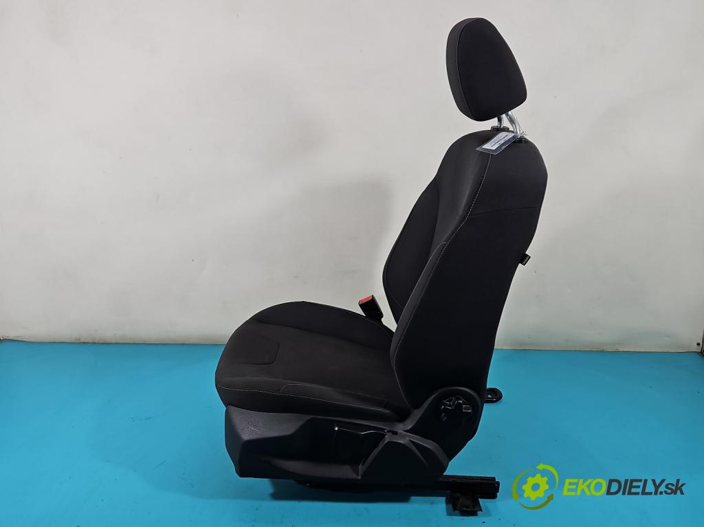 Ford Focus Mk3 2010-2018 1.6 16V 125 HP manual 92 kW 1596 cm3 5- Sedačka ľavý  (Sedačky, sedadlá)