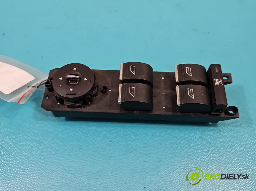 Ford Focus Mk3 2010-2018 1.6 16V 125 hp manual 92 kW 1596 cm3 5- Přepínač oken zpětných zrcátek AM5T14A132AA
