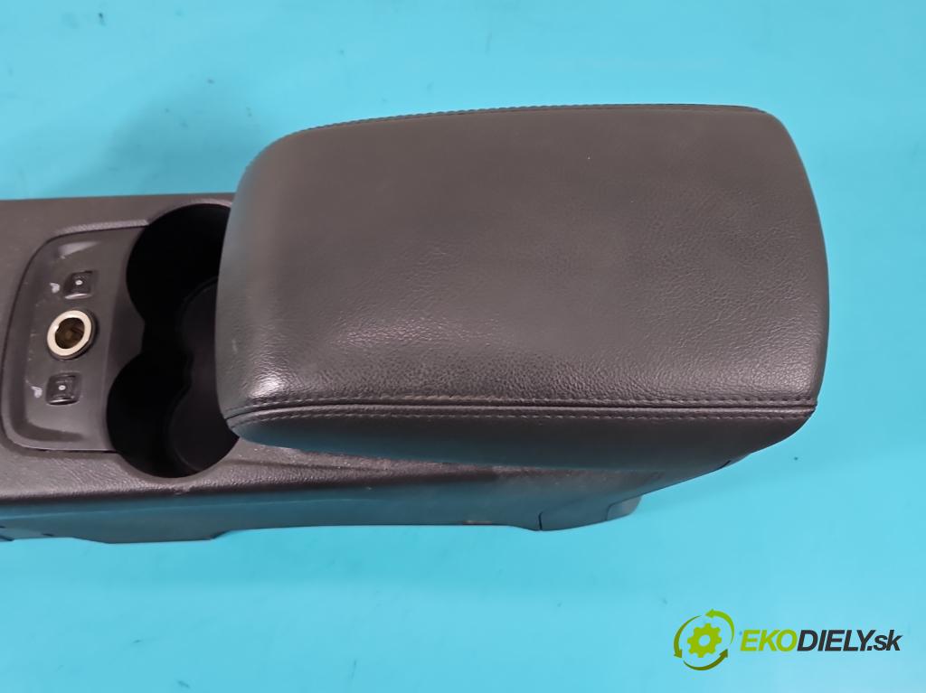 Ford Focus Mk3 2010-2018 1.6 16V 125 HP manual 92 kW 1596 cm3 5- operadlo  (Lakťové opierky)