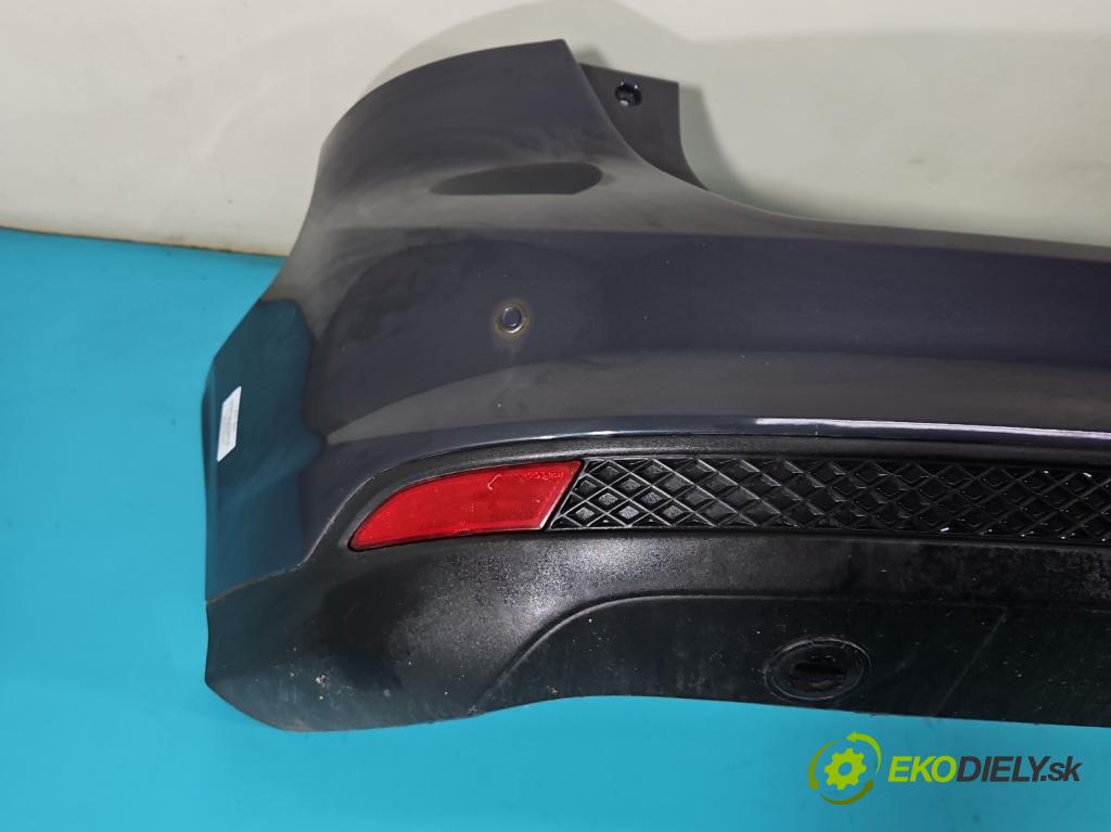 Ford Focus Mk3 2010-2018 1.6 16V 125 hp manual 92 kW 1596 cm3 5- nárazník zadní  (Ostatné)