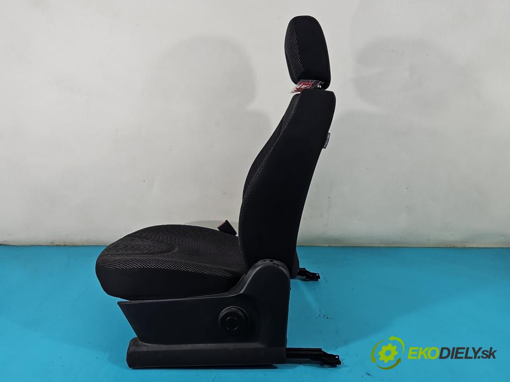 Nissan Micra K12 2003-2010 1.2 16V 80 HP manual 59 kW 1240 cm3 5- Sedačka ľavý  (Sedačky, sedadlá)