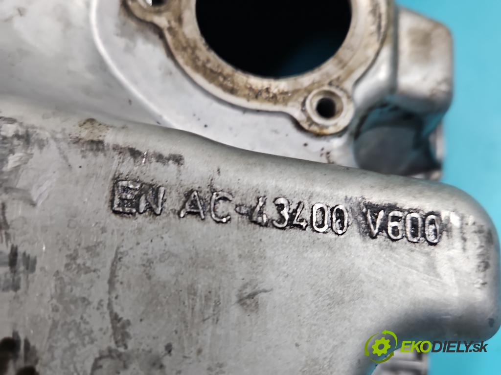 Vw Passat B8 2014 - 2.0 tdi 150 HP automatic 110 kW 1968 cm3 5- vaňa olejová 04L103603 (Olejové vane)