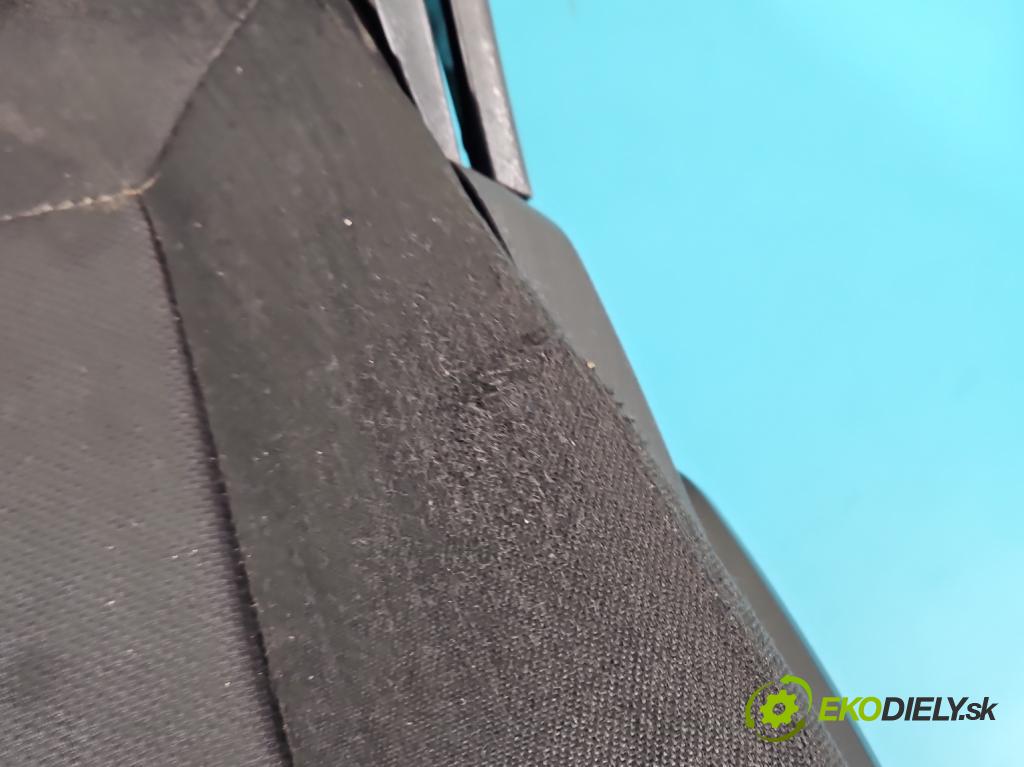 Opel Zafira B 2005-2014 1.9 cdti 150 HP manual 110 kW 1910 cm3 5- Sedačka ľavý  (Sedačky, sedadlá)