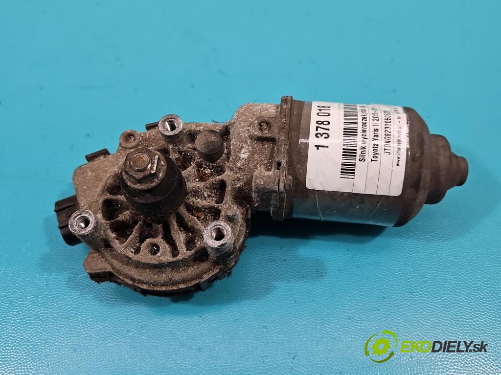 Toyota Yaris II 2005-2011 1.0 vvti 69KM manual 51 kW 998 cm3 5- motor stěračů přední 85110-52300